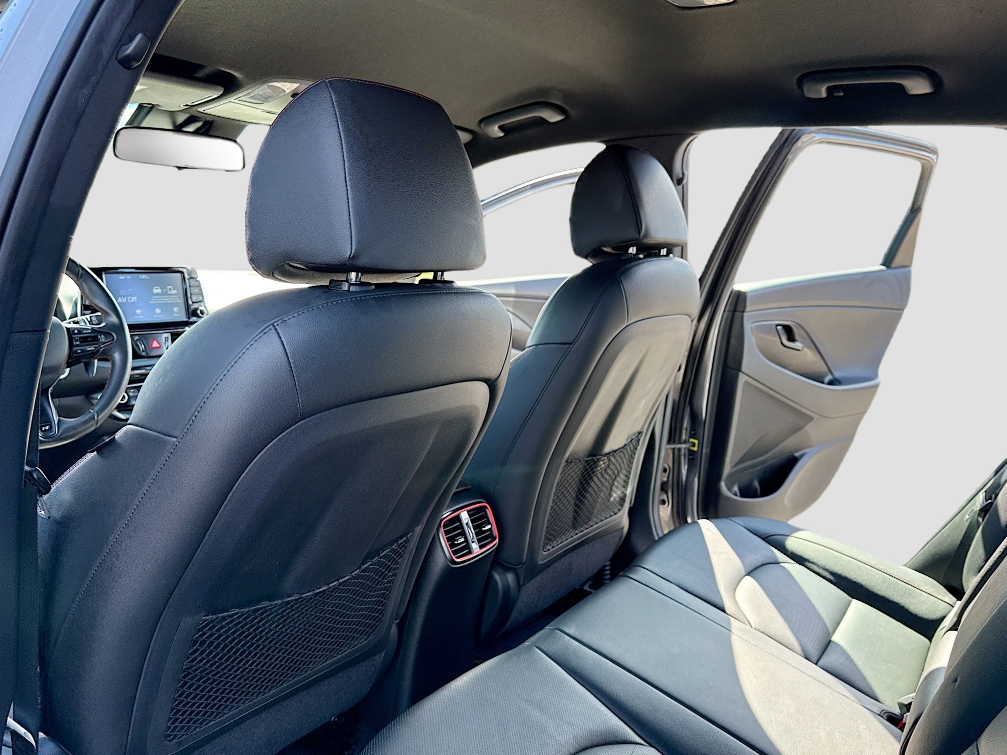 Used 2020 Hyundai Elantra GT N Line image 6