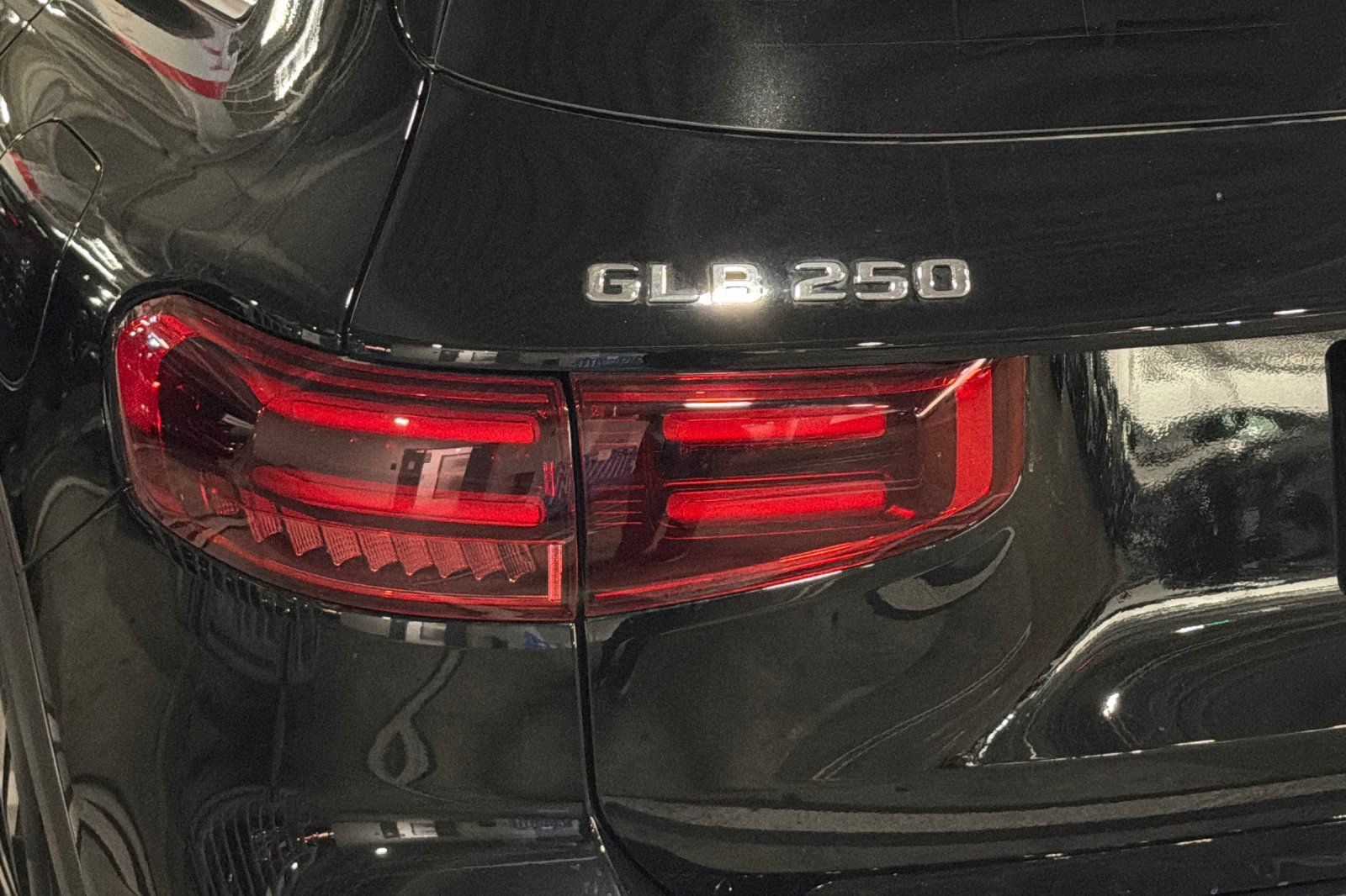 New 2026 Mercedes-Benz GLB 250 image 26