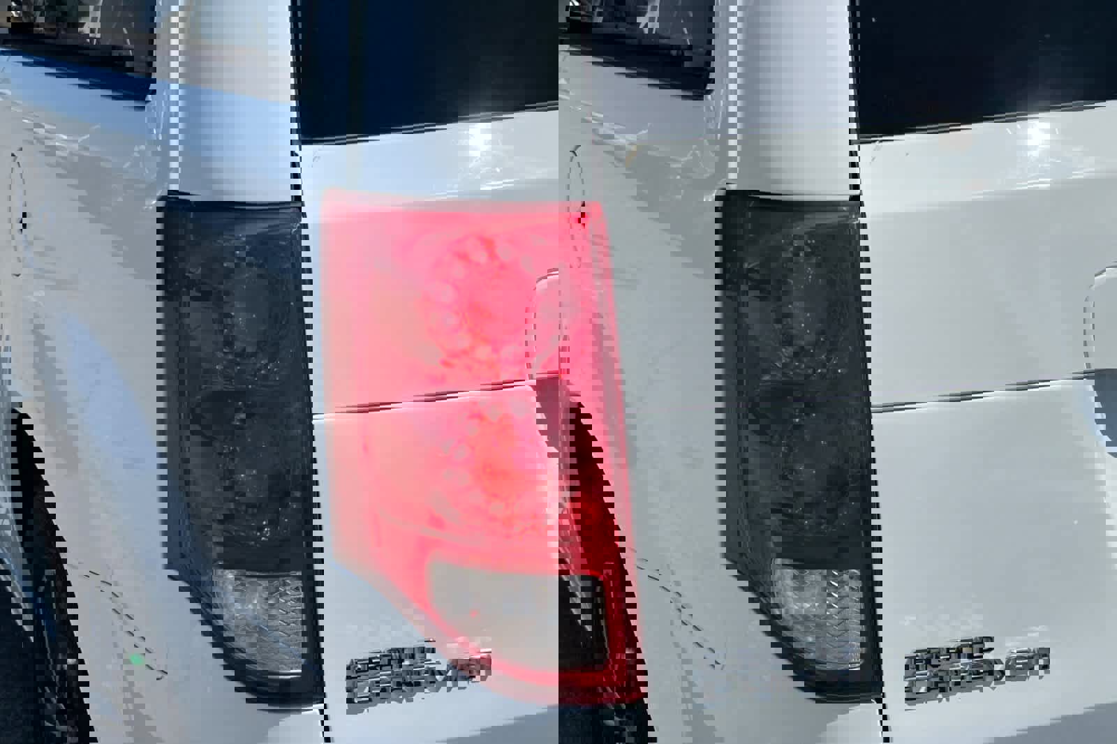 Used 2016 Dodge Grand Caravan SE image 20