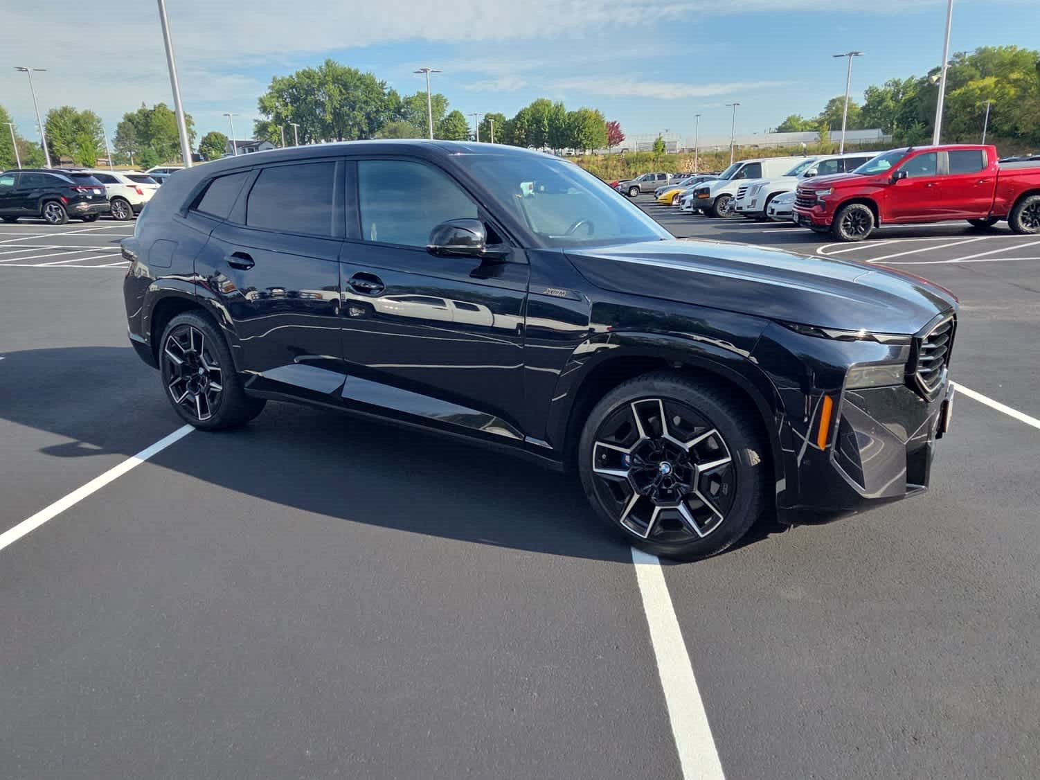 Used 2023 BMW XM w/ M Driver's Package AWD/4WD image 2