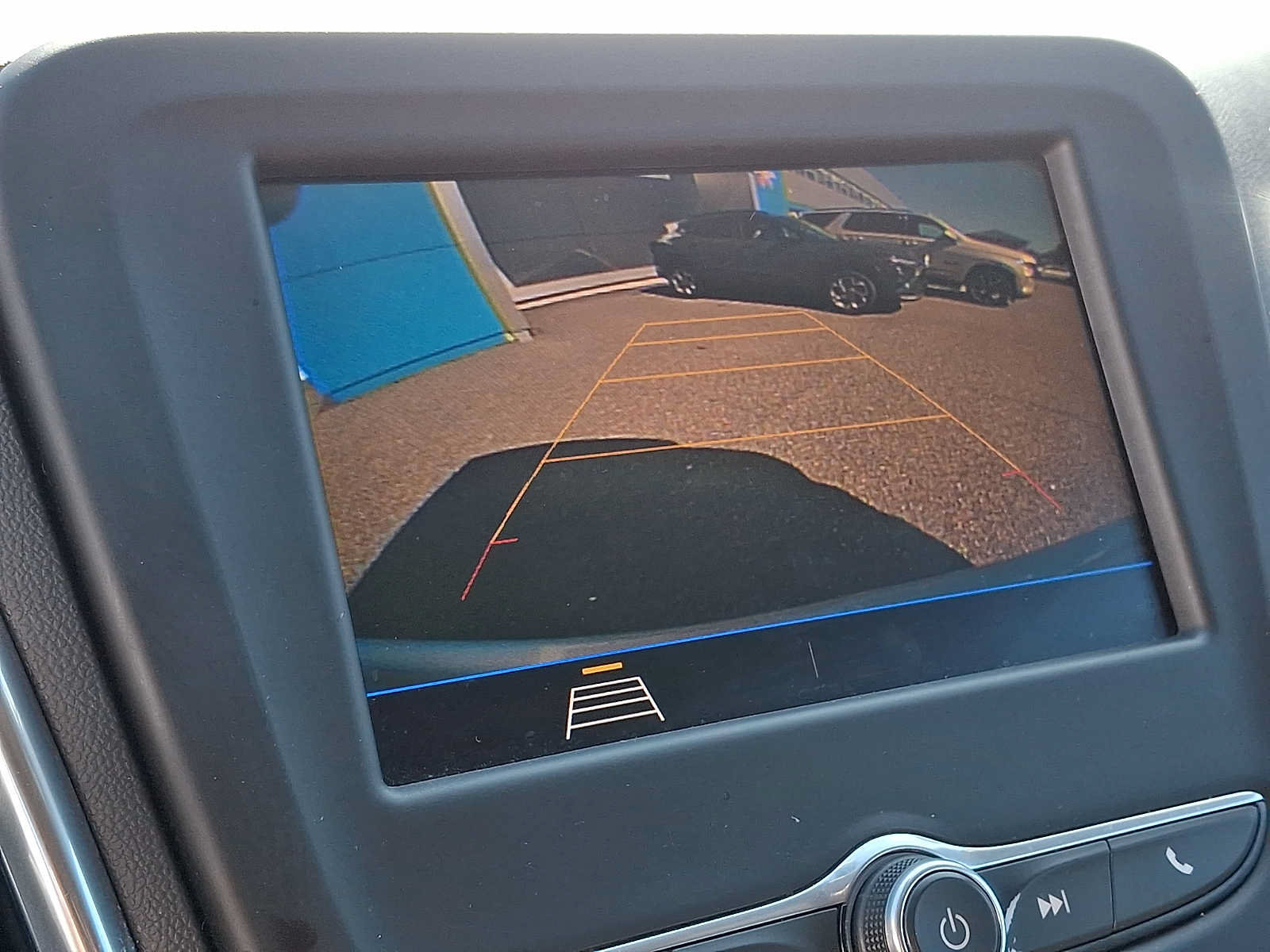 Certified 2021 Chevrolet Equinox LT AWD/4WD image 17