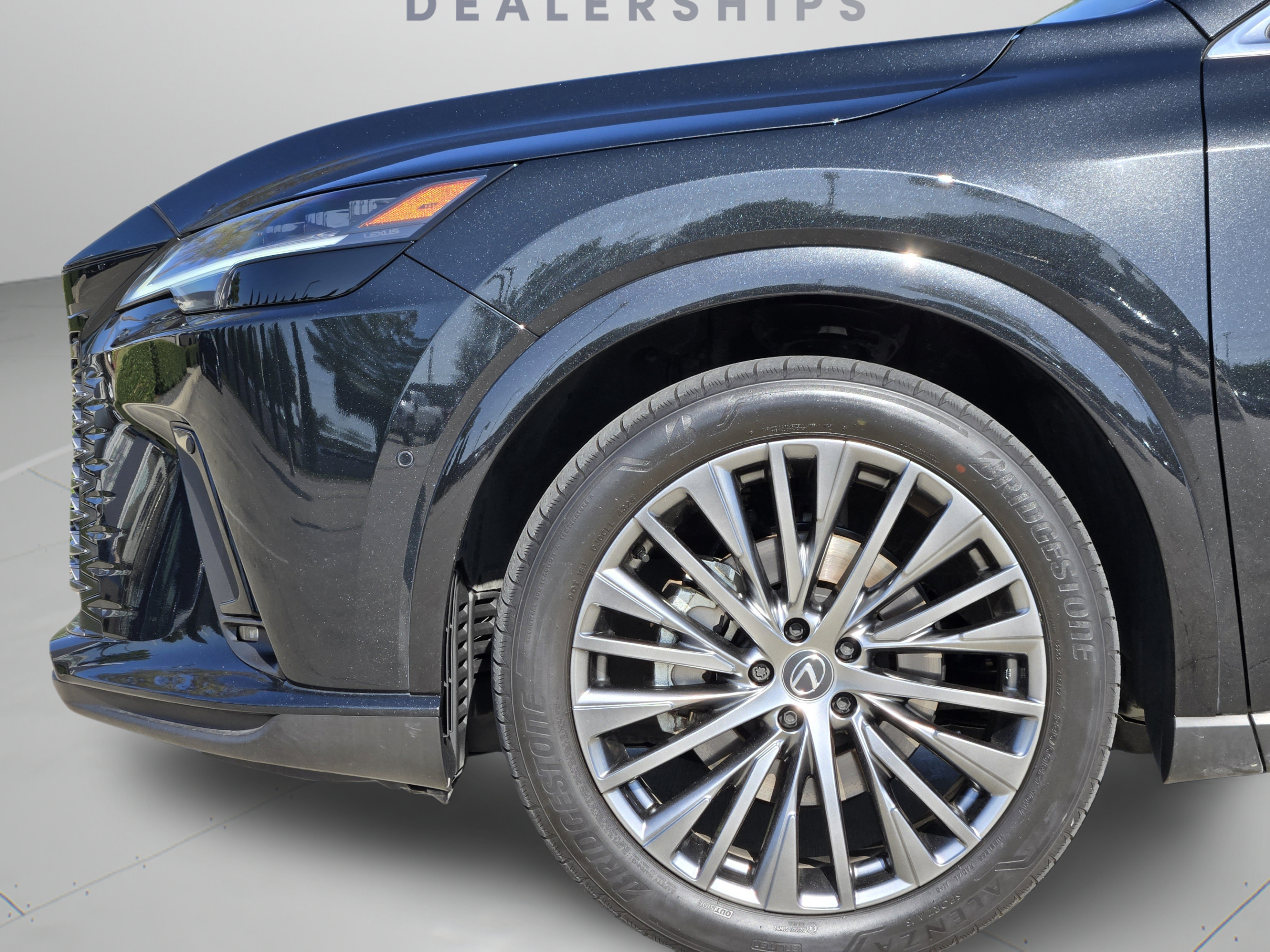 Certified 2025 Lexus RX 450h AWD w/ Convenience Package image 30