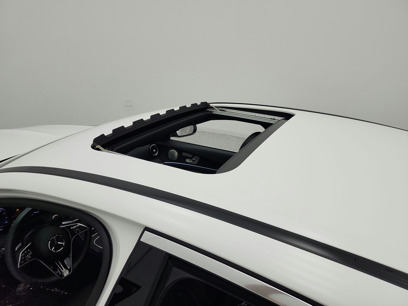 Used 2023 Mercedes-Benz E 350 Sedan image 11
