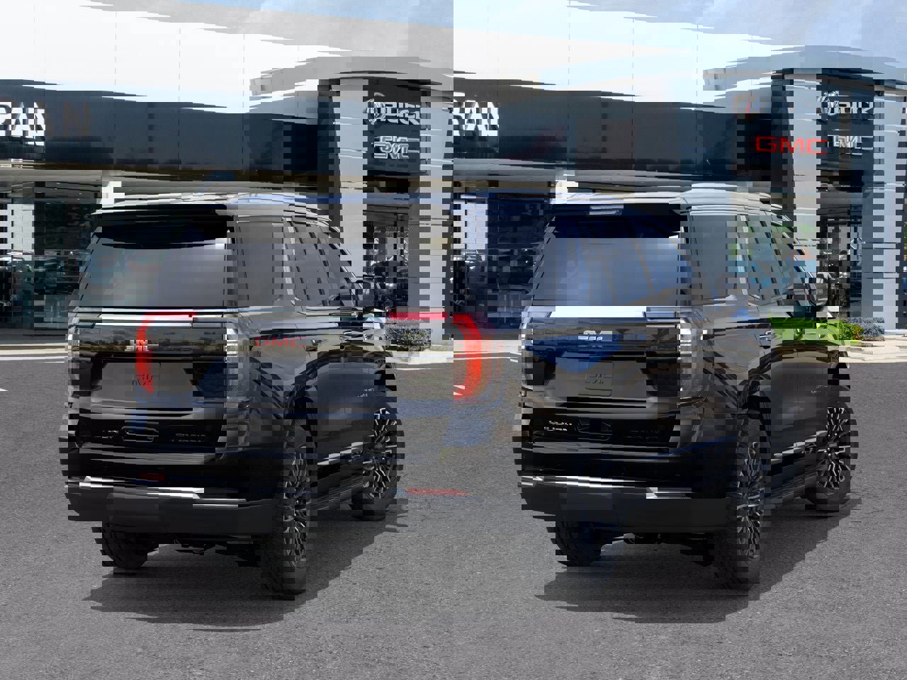 New 2026 GMC Yukon Elevation image 7