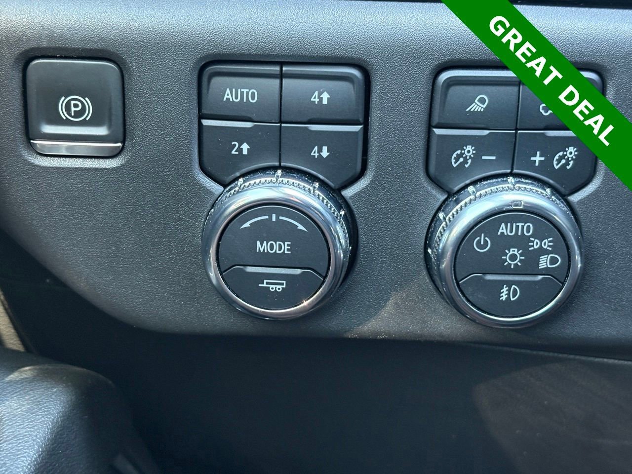 Used 2024 GMC Sierra 1500 SLT w/ SLT Premium Plus Package AWD/4WD image 20