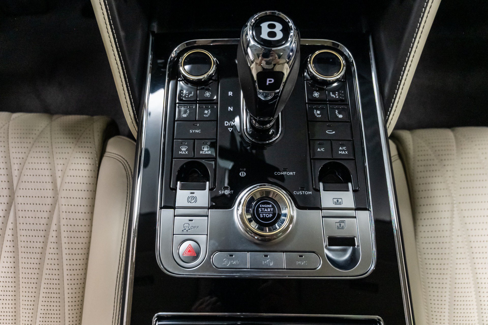 Used 2021 Bentley Flying Spur W12 AWD/4WD image 31