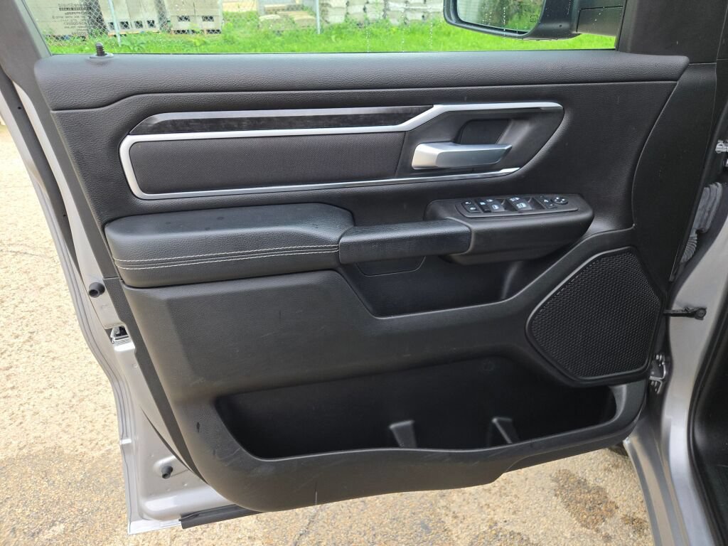 Used 2023 RAM 1500 Big Horn AWD/4WD image 19