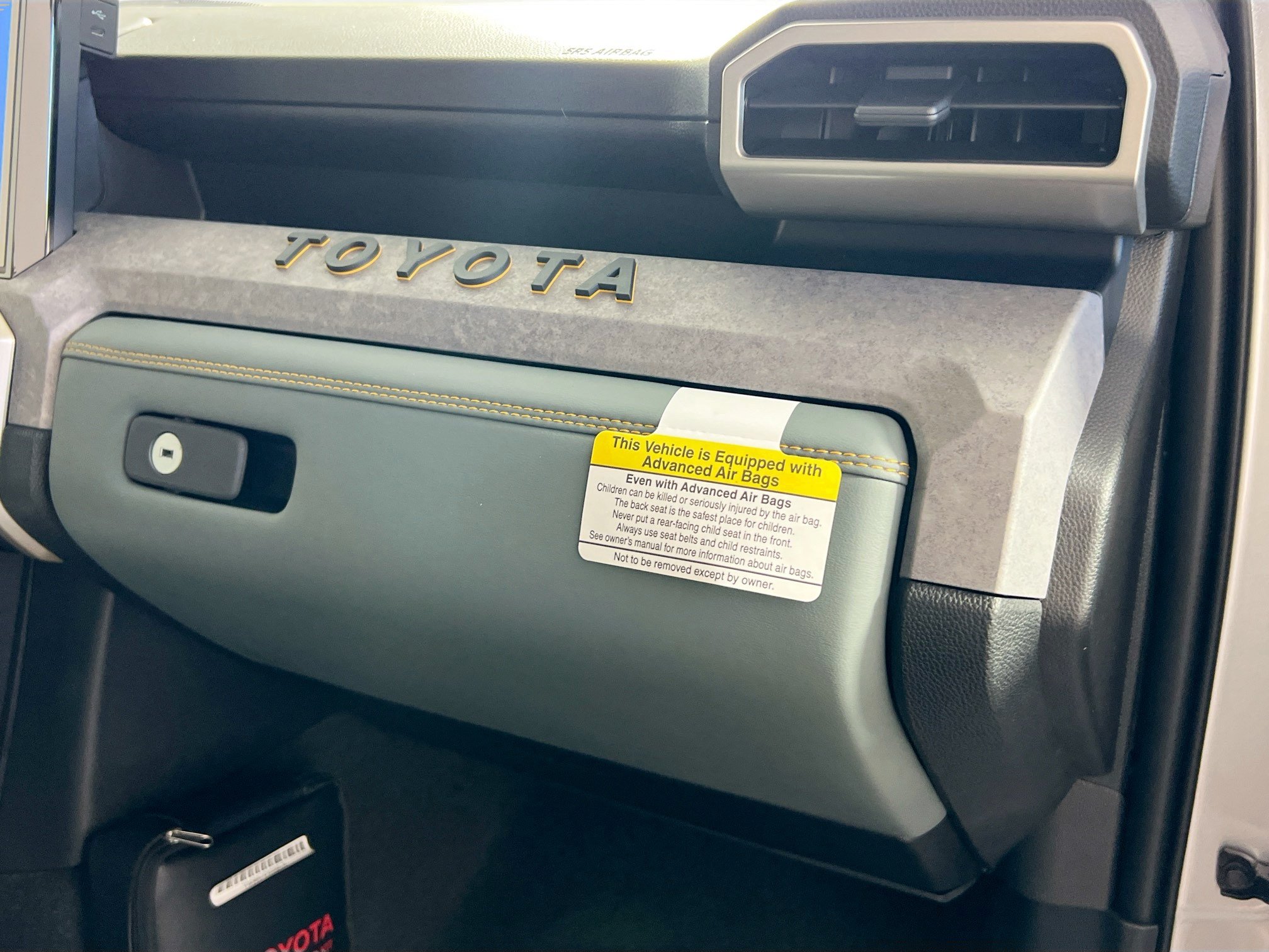 New 2026 Toyota Tacoma 4x4 Double Cab Hybrid image 33