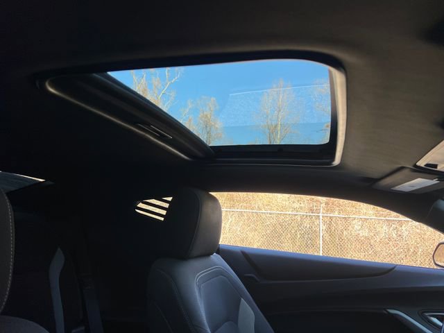 Used 2023 Chevrolet Camaro LT image 29