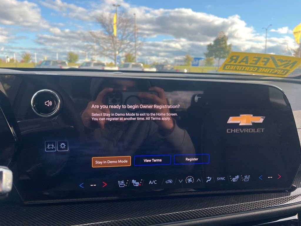 New 2026 Chevrolet Traverse High Country w/ LPO, Floor Liner Package image 18