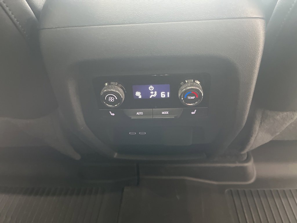 Used 2024 Chevrolet Traverse RS w/ LPO, Floor Liner Package image 38