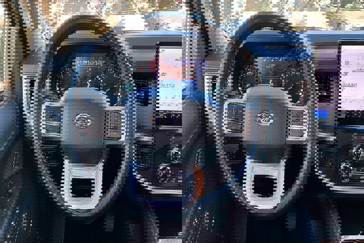 Used 2022 Ford Expedition XLT image 7