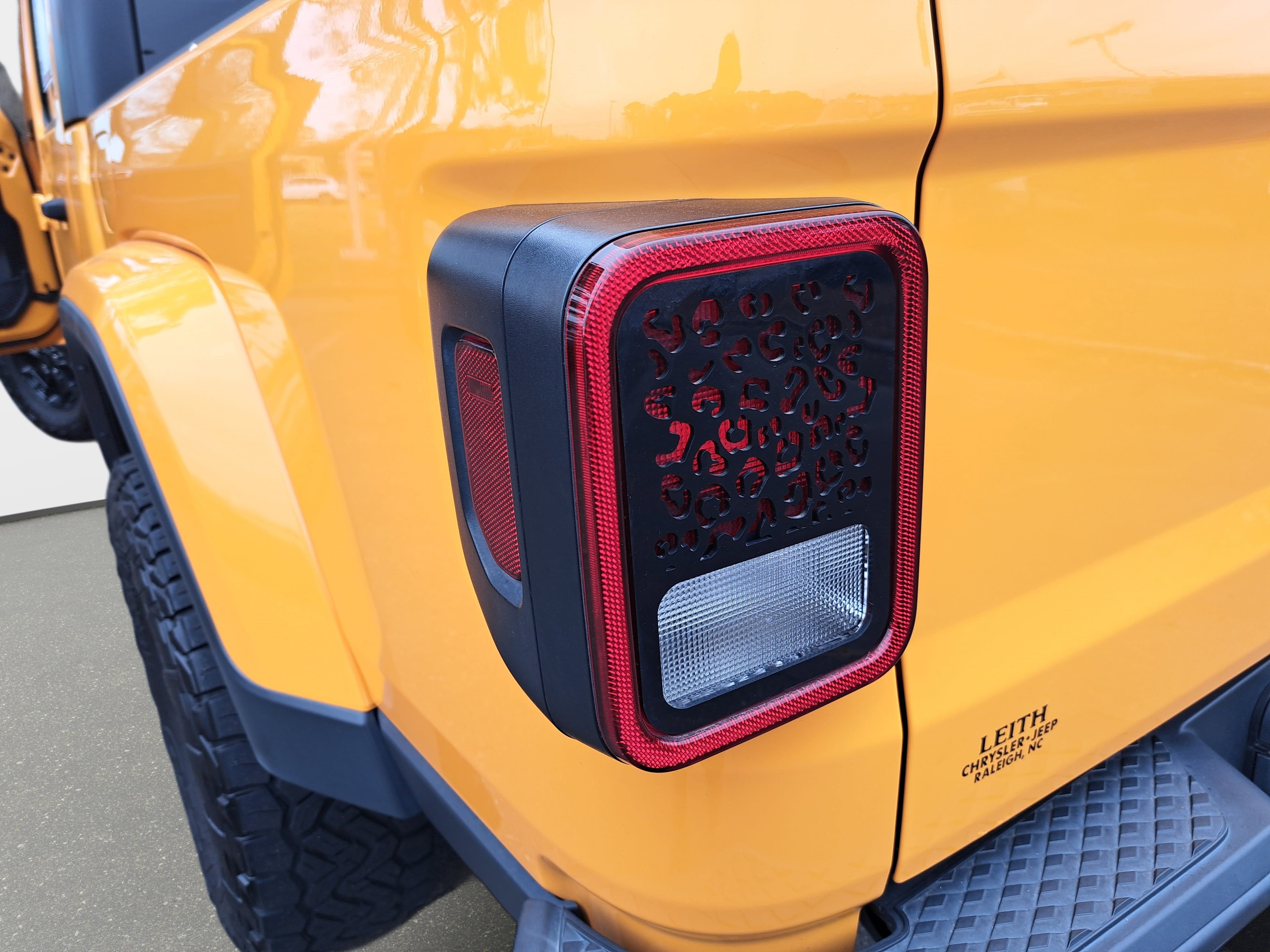 Used 2021 Jeep Gladiator Willys image 31