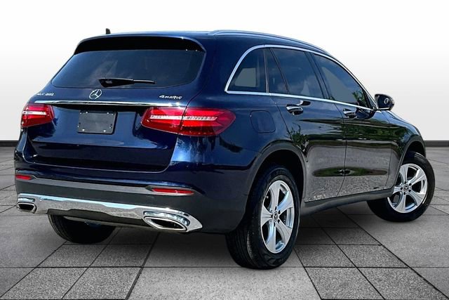 Used 2018 Mercedes-Benz GLC 300 4MATIC image 7