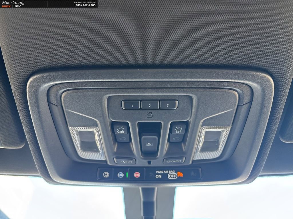Used 2022 Chevrolet Silverado 3500 High Country AWD/4WD image 35