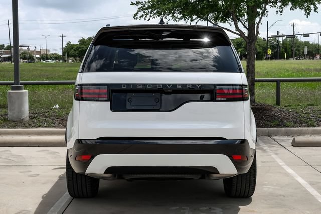 Used 2025 Land Rover Discovery Dynamic SE AWD/4WD image 11