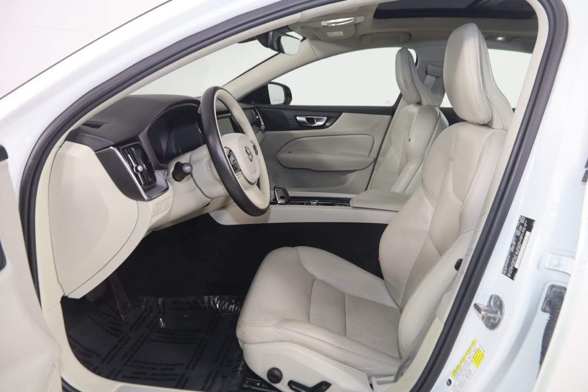 Used 2024 Volvo S60 B5 Core w/ Climate Package FWD image 13
