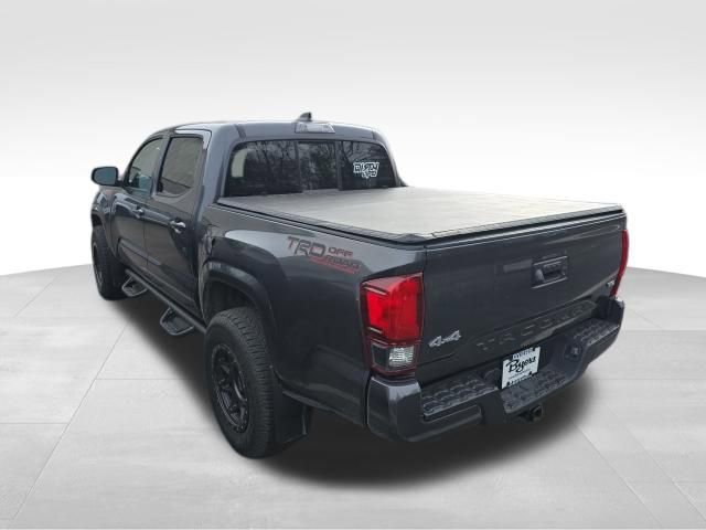 Used 2021 Toyota Tacoma SR image 3