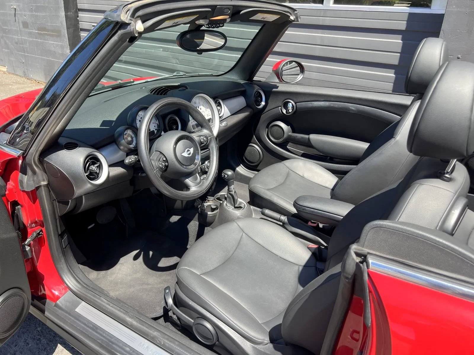 Used 2013 MINI Cooper Convertible FWD image 13