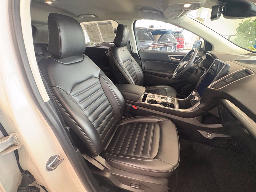 Used 2023 Ford Edge SEL AWD/4WD image 32