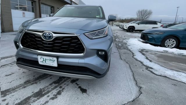 Certified 2021 Toyota Highlander Platinum image 7