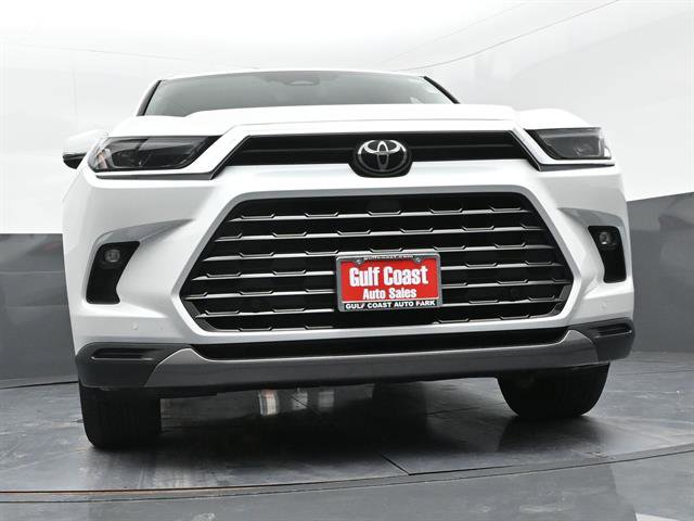 Used 2024 Toyota Grand Highlander Limited image 33