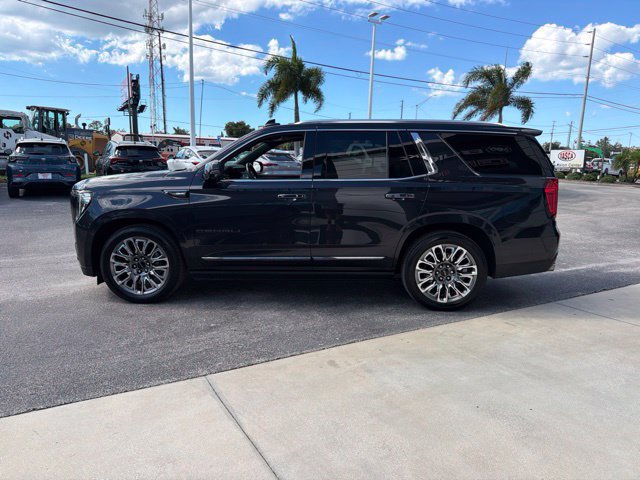 Used 2024 GMC Yukon Denali Ultimate AWD/4WD image 5