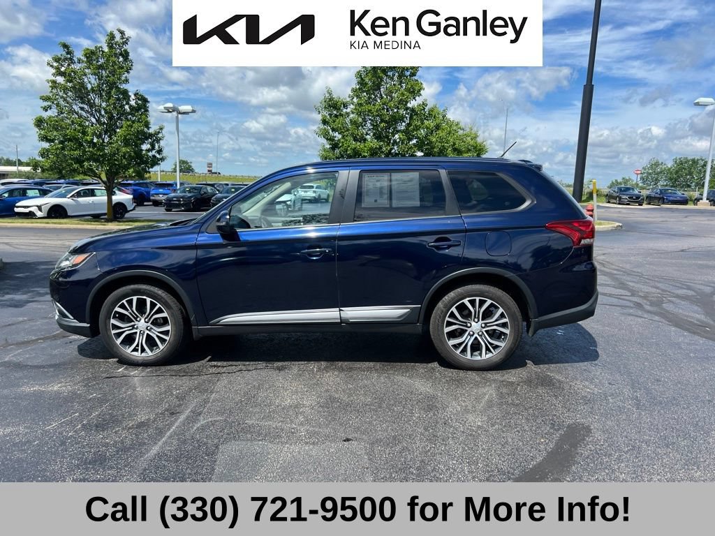 Used 2016 Mitsubishi Outlander SE AWD/4WD image 15