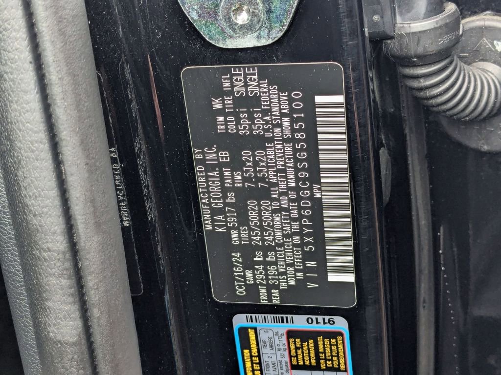 Used 2025 Kia Telluride S image 37