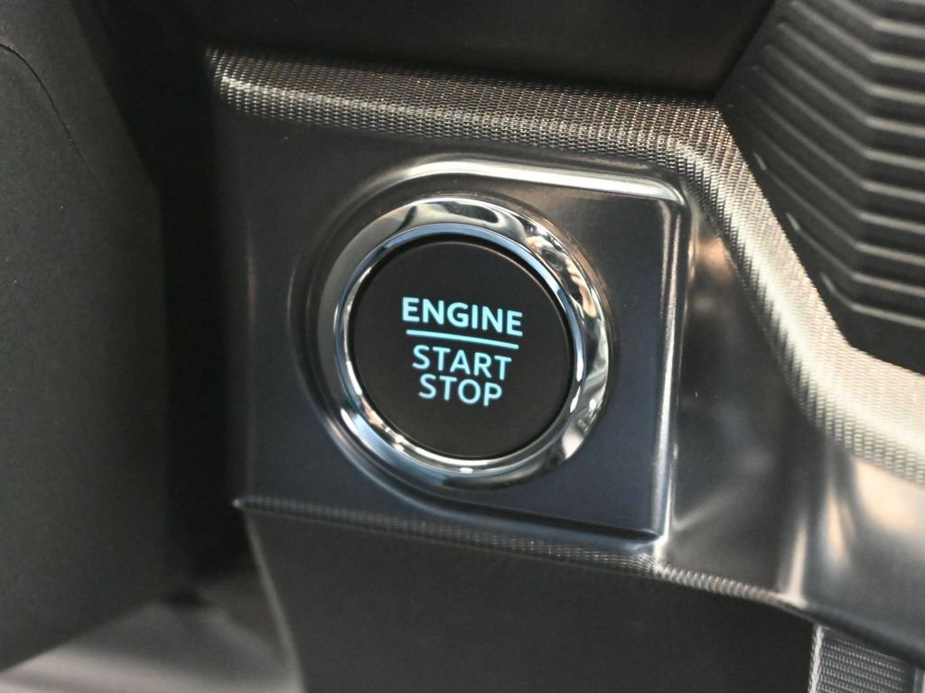 Certified 2025 Ford F150 Platinum w/ Equipment Group 702A High image 14