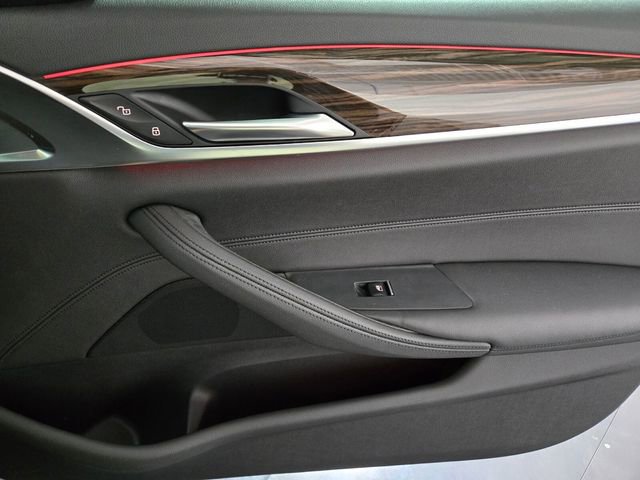 Used 2019 BMW 530i w/ Convenience Package image 25