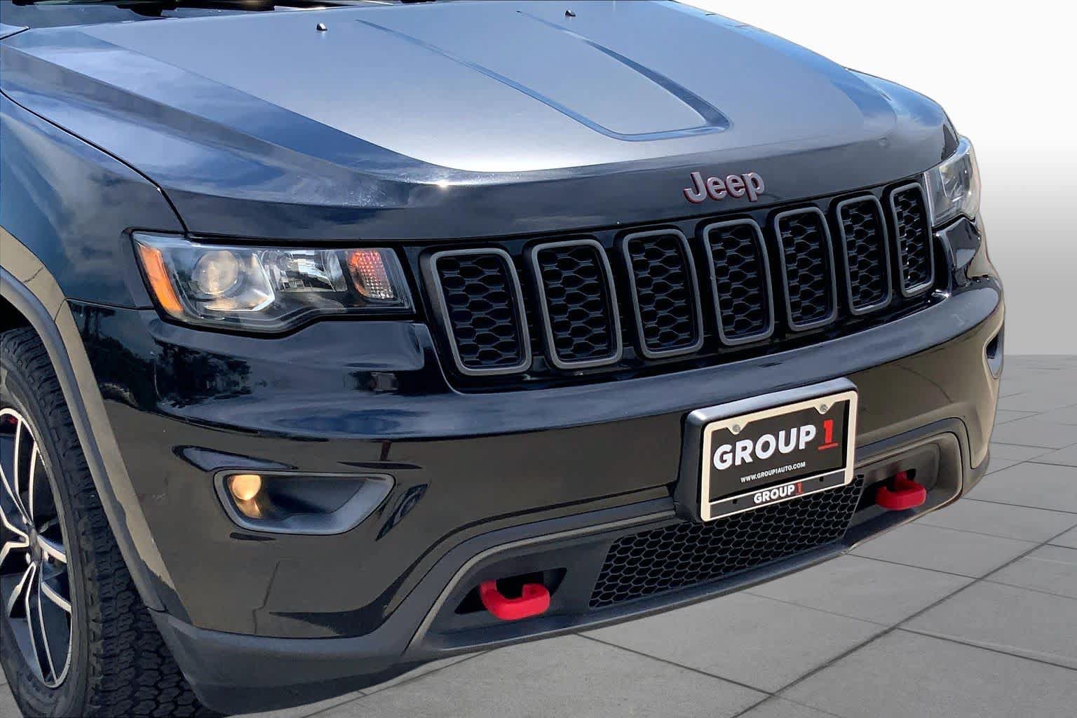 Used 2019 Jeep Grand Cherokee Trailhawk AWD/4WD image 29