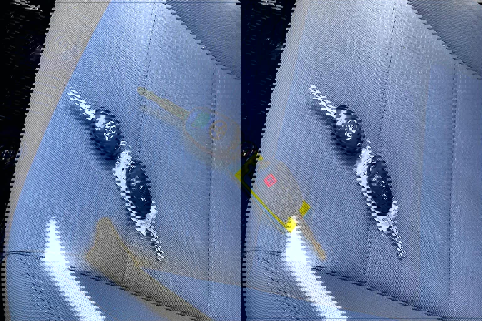 Certified 2018 Toyota Tacoma SR w/ SR Convenience Package image 14