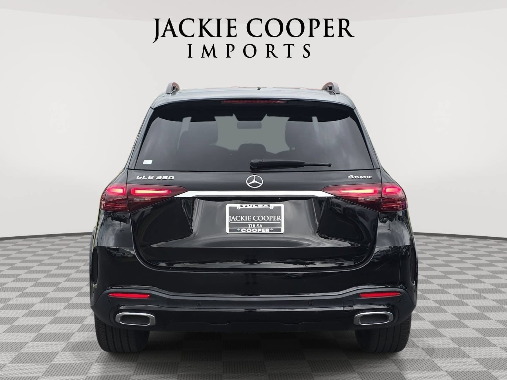 Used 2024 Mercedes-Benz GLE 350 4MATIC w/ AMG Line Exterior image 6