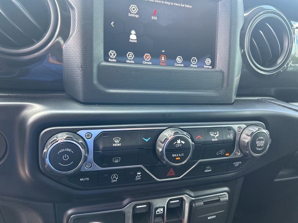 Used 2022 Jeep Wrangler Unlimited Sport image 39