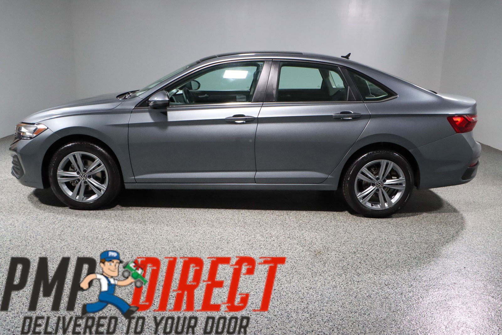 Used 2024 Volkswagen Jetta SE image 10