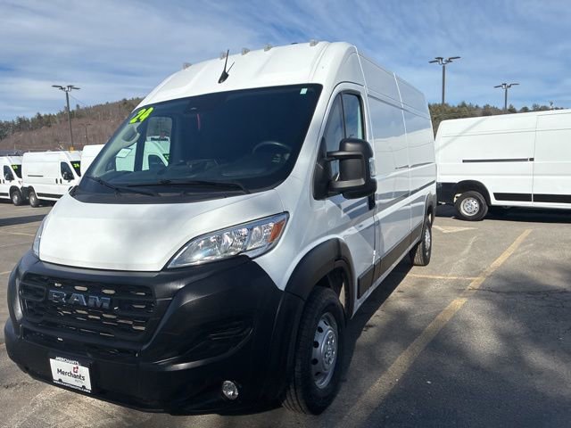 Used 2025 RAM ProMaster 2500 w/ Convenience Group image 3