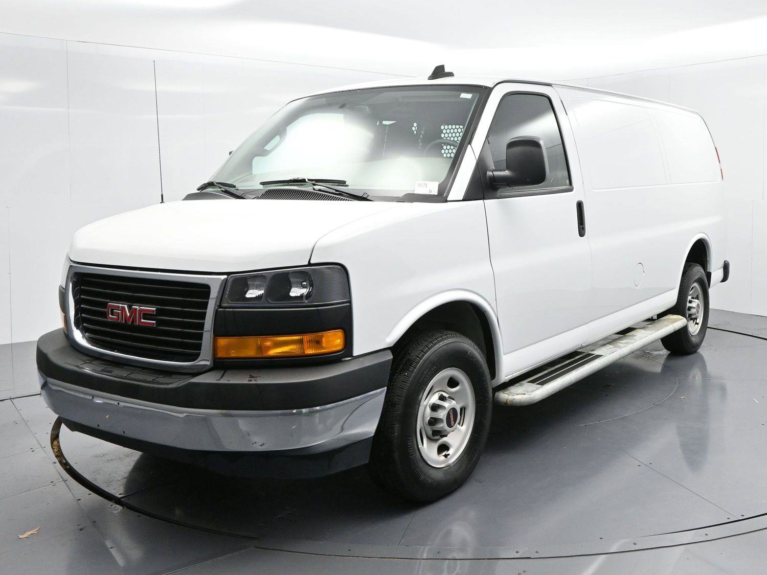 Used 2024 GMC Savana 2500 w/ Driver Convenience Package image 3
