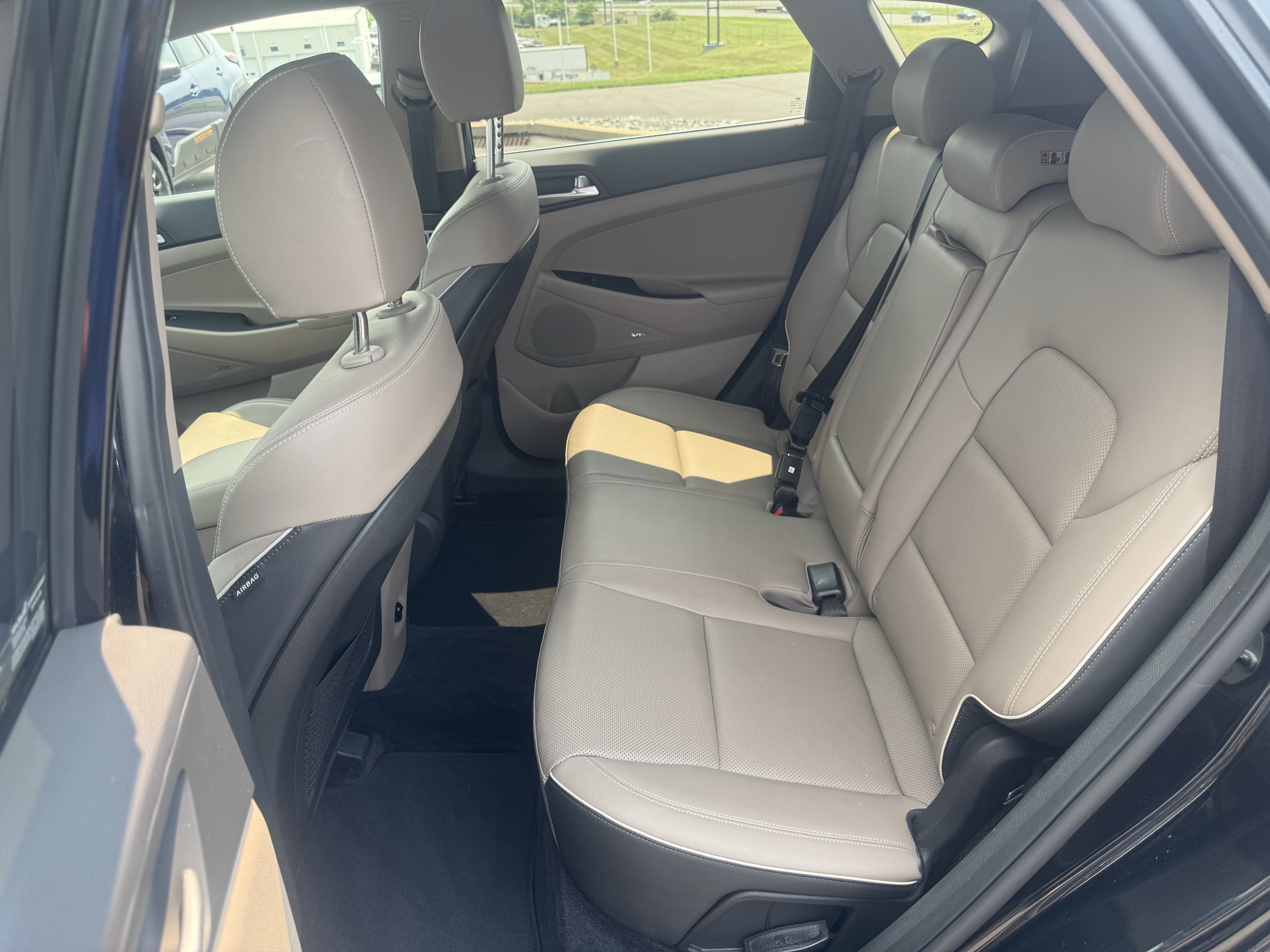 Used 2021 Hyundai Tucson Limited AWD/4WD image 13