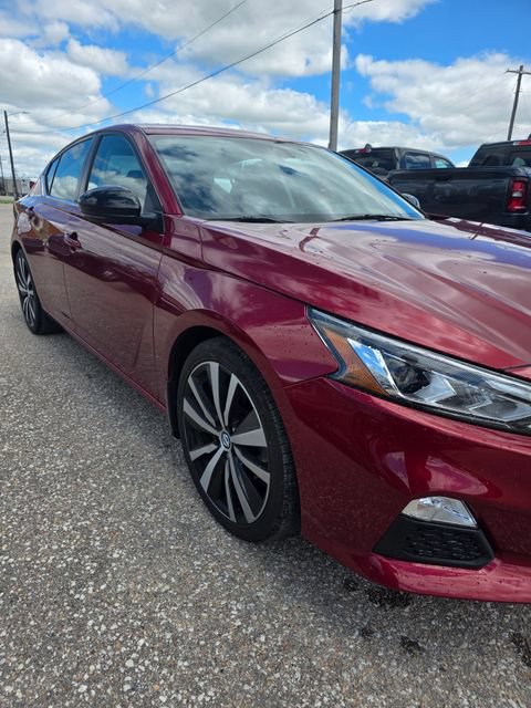 Used 2020 Nissan Altima 2.0 SR FWD image 4