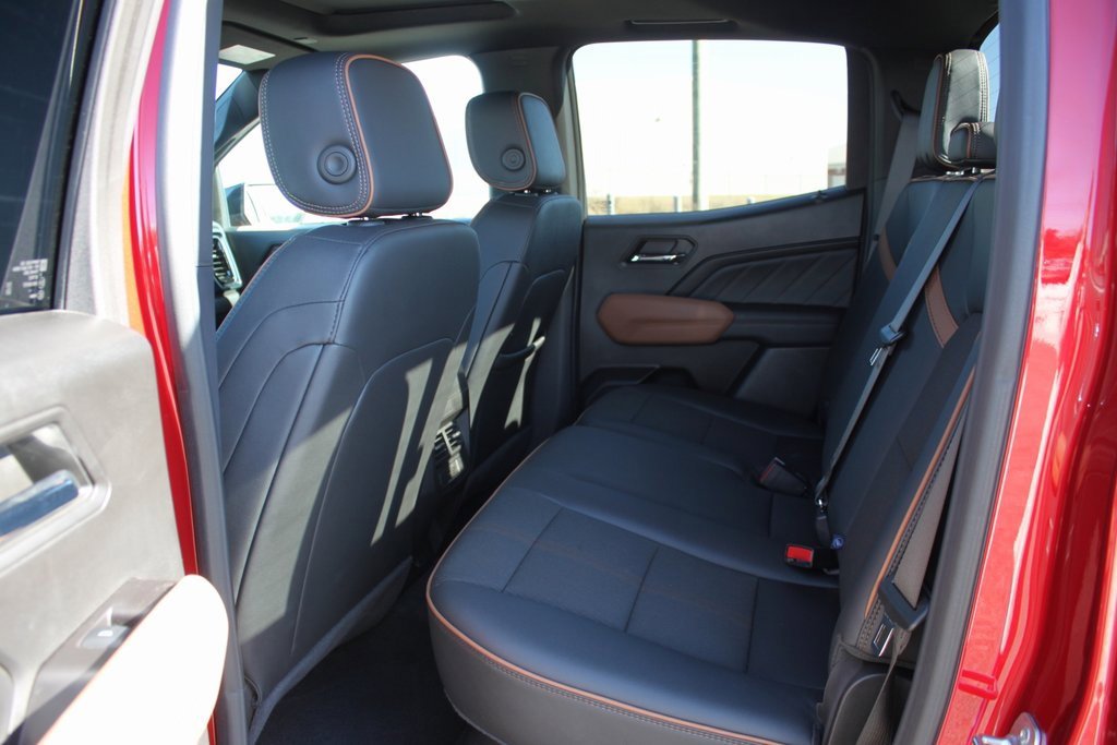 Used 2024 GMC Canyon AT4 w/ Canyon Safety Plus Package image 6