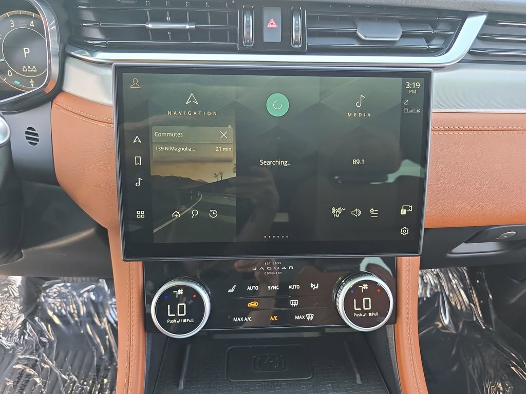 Used 2025 Jaguar F-PACE R-Dynamic S image 20