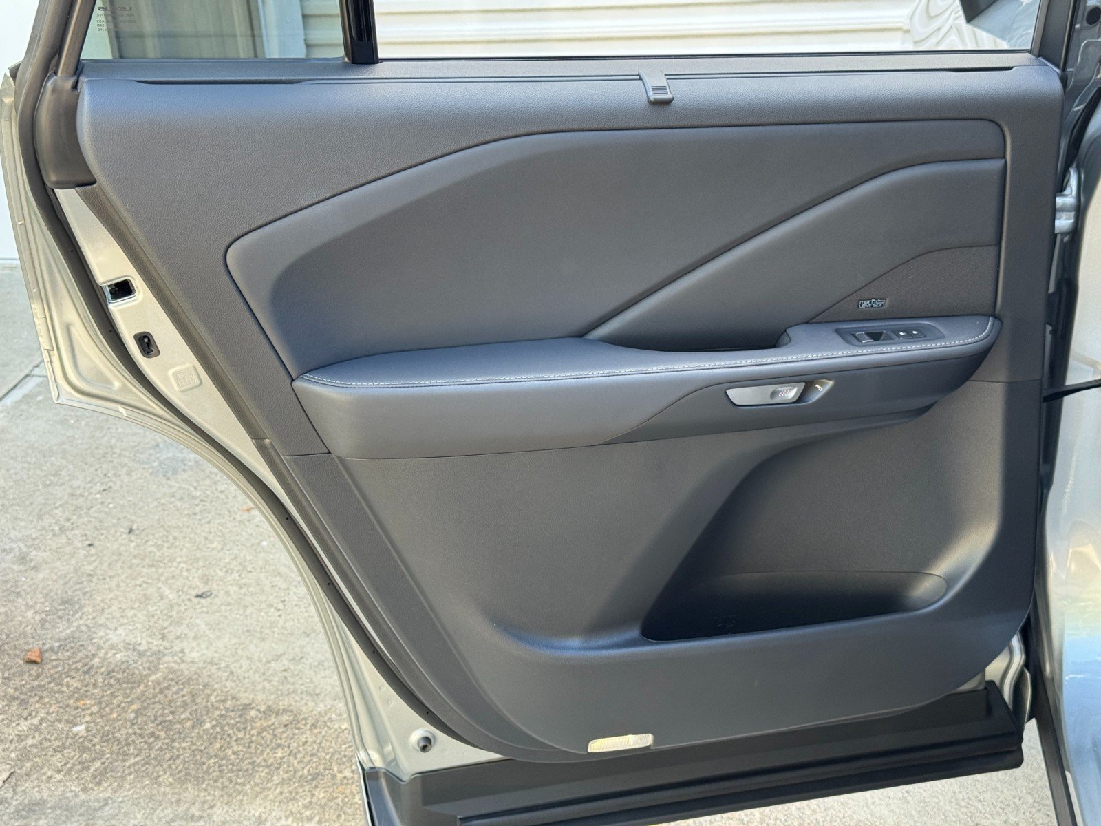 Used 2025 Lexus TX 500h AWD image 43