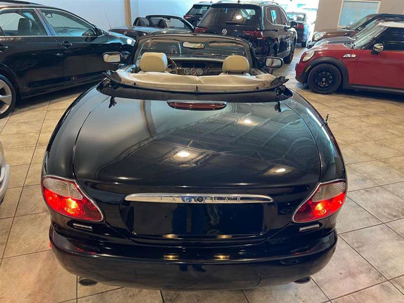 Used 2006 Jaguar XK8 Convertible image 51