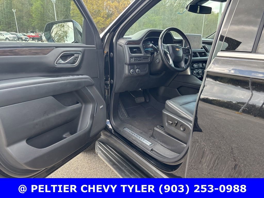 Used 2022 Chevrolet Tahoe LT w/ Luxury Package image 10