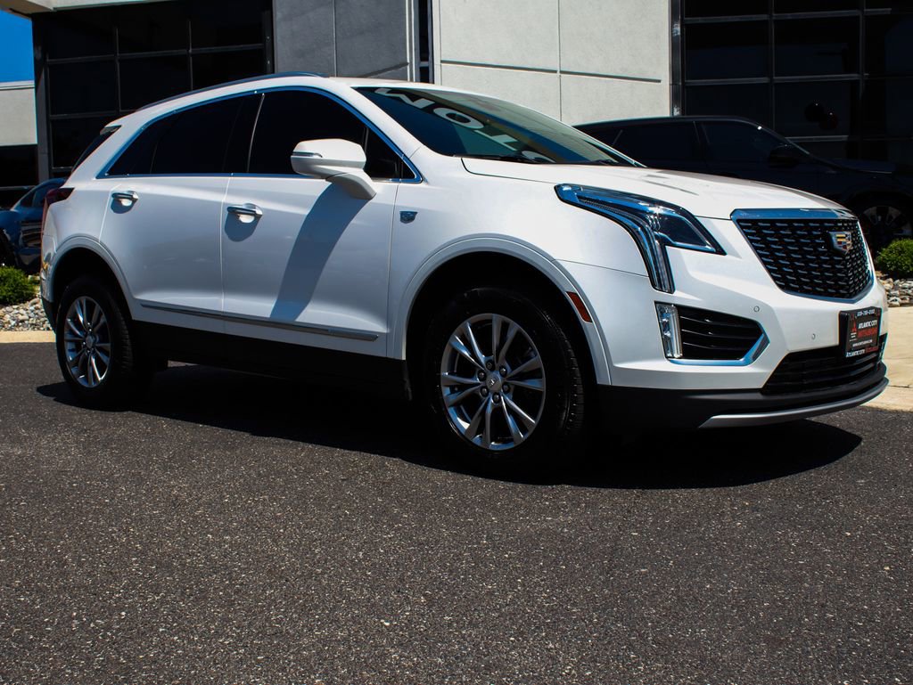 Used 2021 Cadillac XT5 Premium Luxury image 3