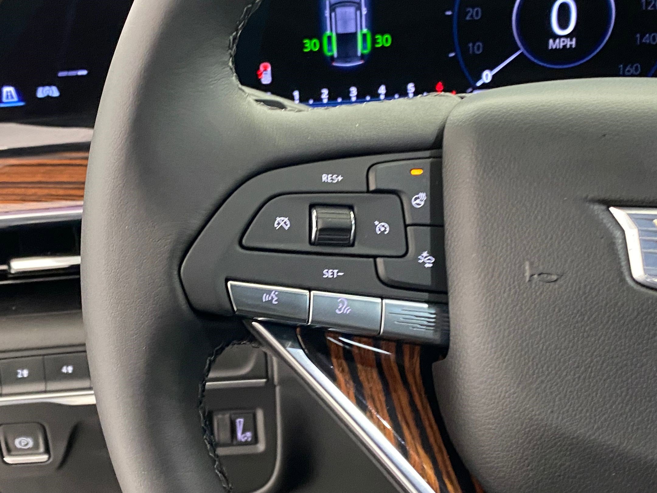 Used 2022 Cadillac Escalade Luxury image 17