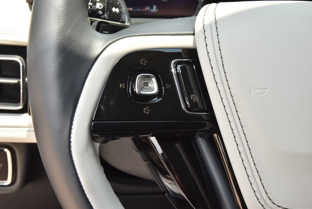 New 2026 Lincoln Aviator Reserve AWD/4WD image 26