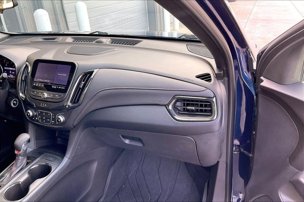 Used 2022 Chevrolet Equinox RS w/ RS Leather Package FWD image 16