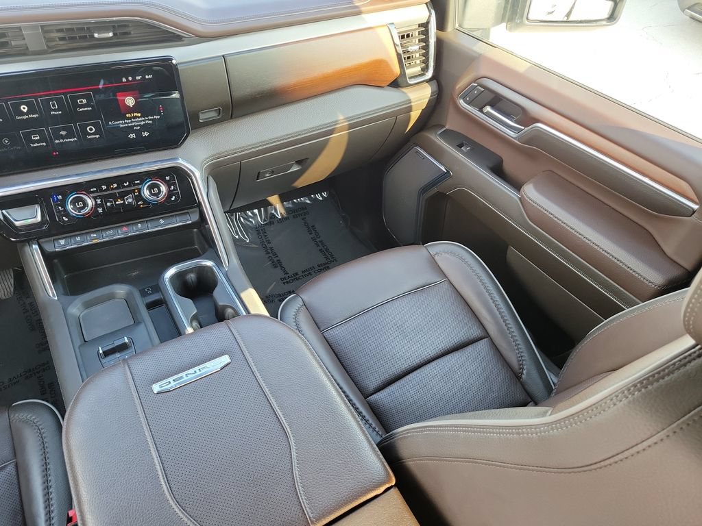 Used 2024 GMC Sierra 3500 Denali w/ Denali Reserve Package AWD/4WD image 11
